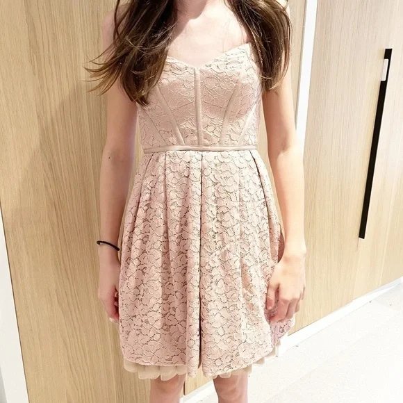 Girl’s Jill Stuart Dress - Picture 13 of 16